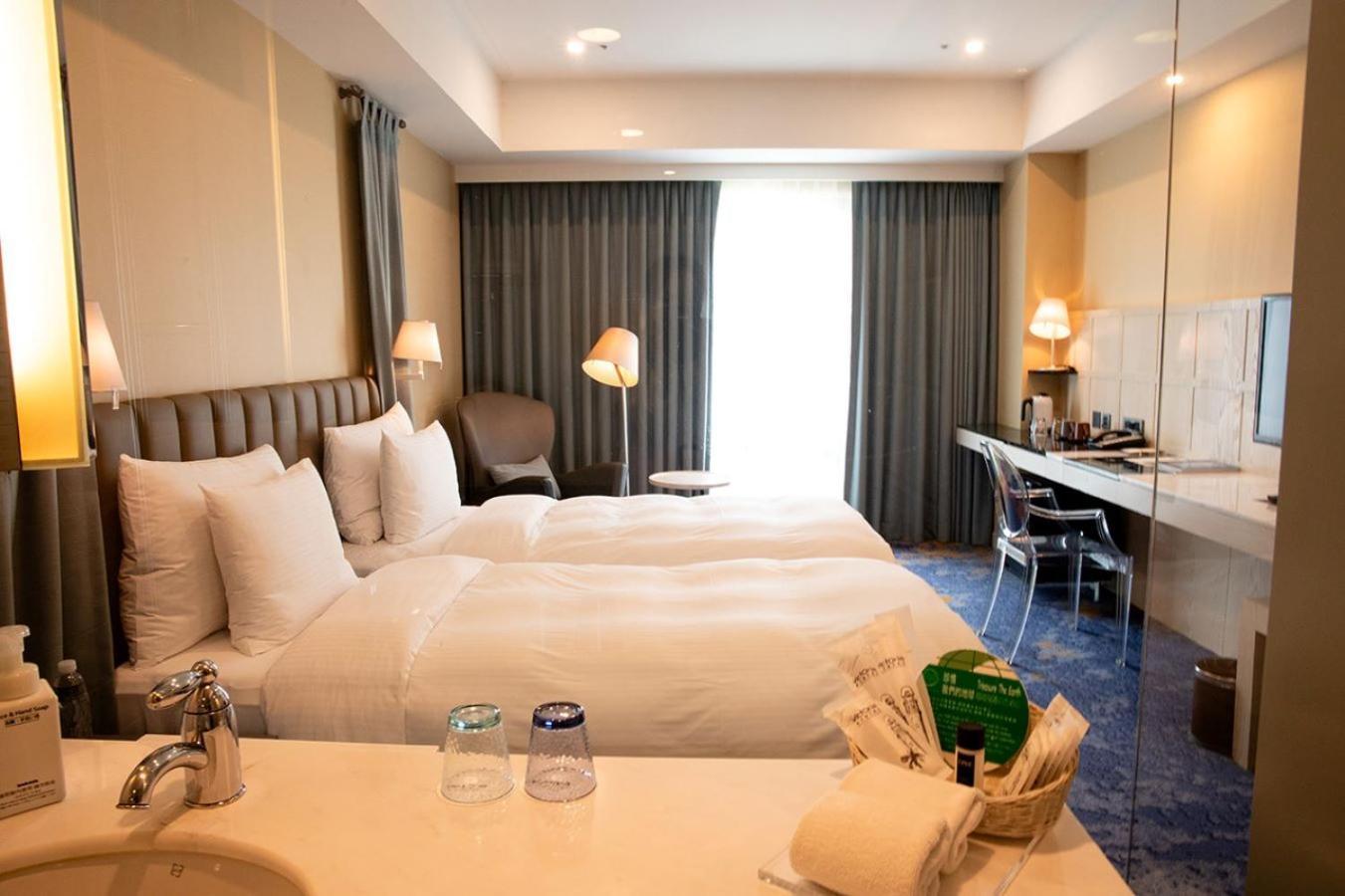 Grand Victoria Hotel Тайпей Екстериор снимка